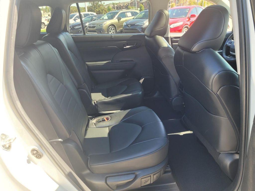 used 2022 Toyota Highlander car, priced at $27,871