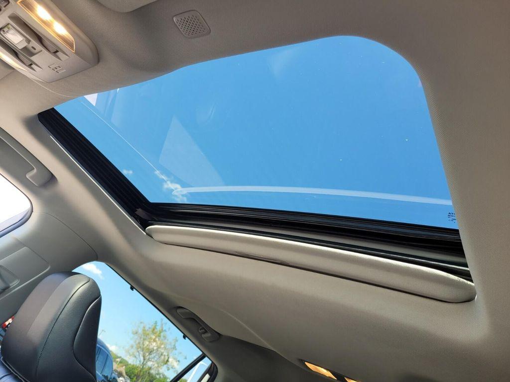 used 2022 Toyota Highlander car, priced at $27,871