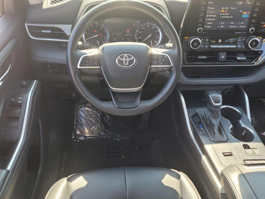 used 2022 Toyota Highlander car, priced at $27,871