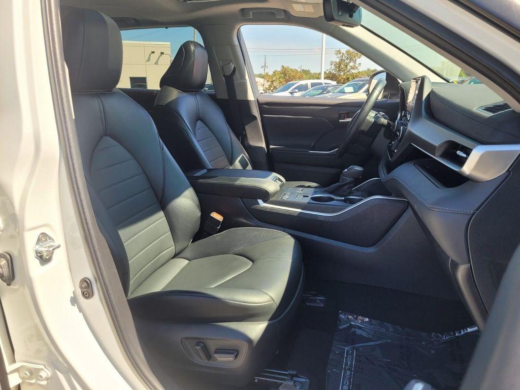 used 2022 Toyota Highlander car, priced at $27,871