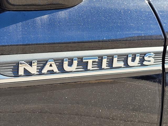 used 2022 Lincoln Nautilus car, priced at $31,500