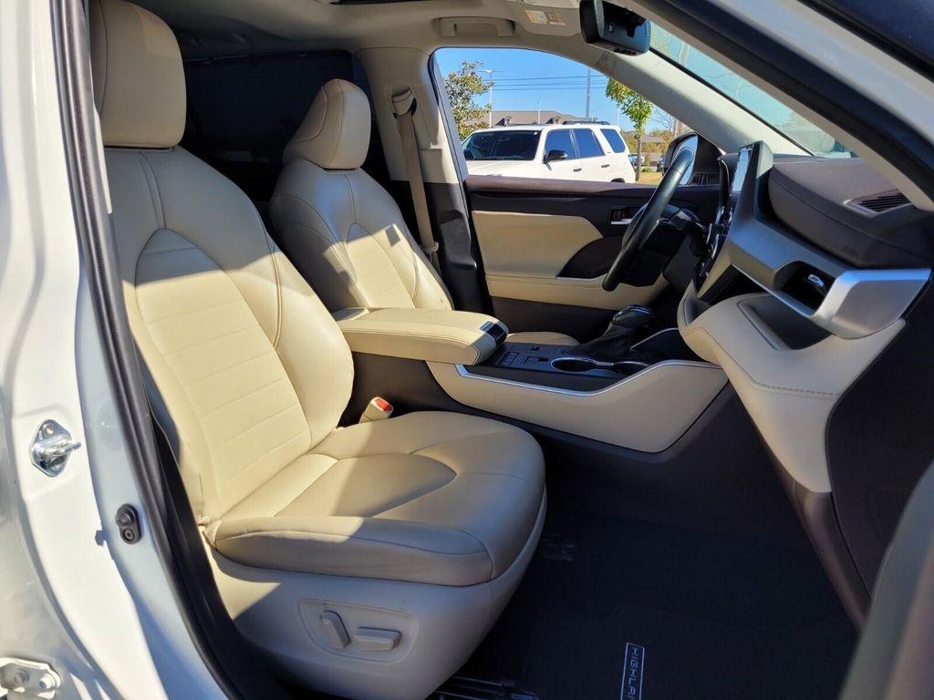used 2021 Toyota Highlander car, priced at $25,389