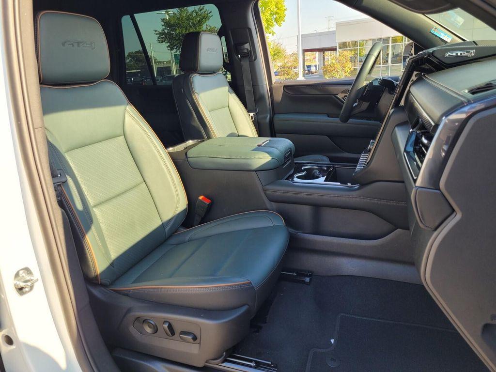 used 2025 GMC Yukon car, priced at $75,949
