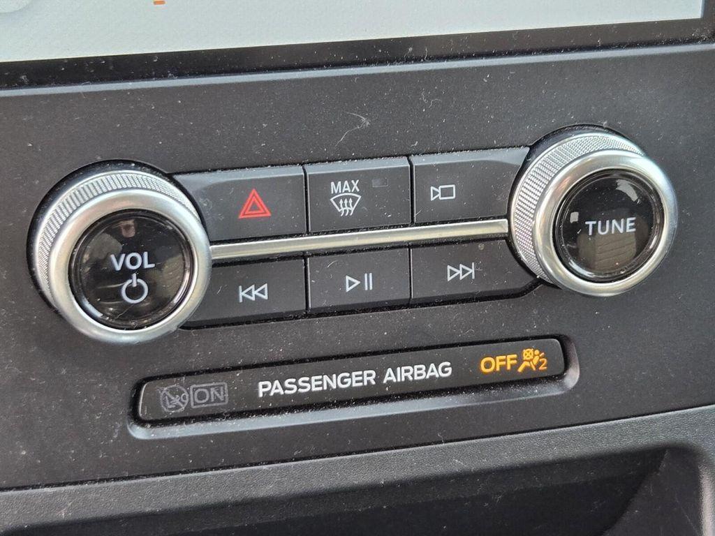 used 2024 Ford Edge car, priced at $24,977