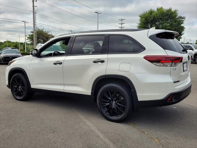 used 2019 Toyota Highlander car, priced at $26,389