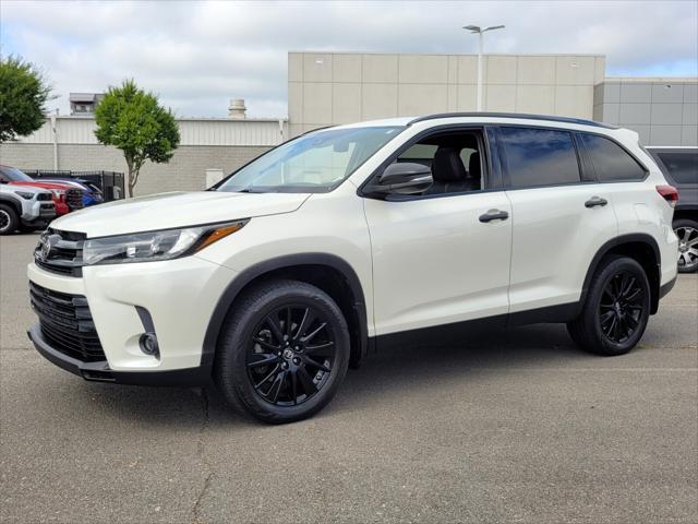 used 2019 Toyota Highlander car, priced at $26,389
