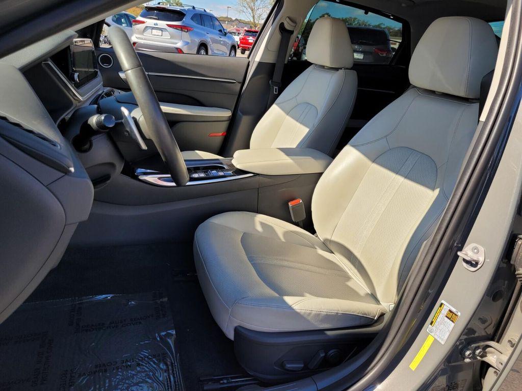 used 2023 Hyundai Sonata Hybrid car, priced at $25,818