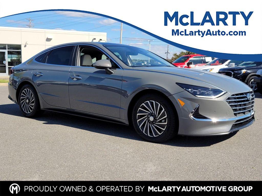 used 2023 Hyundai Sonata Hybrid car, priced at $25,818