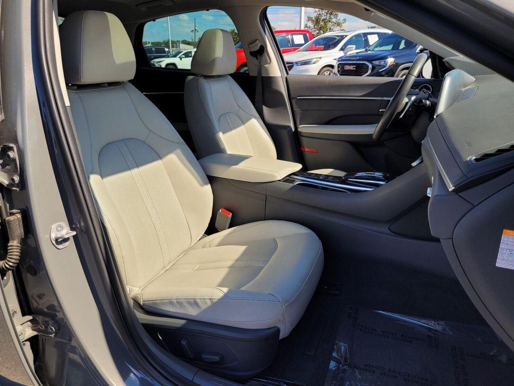 used 2023 Hyundai Sonata Hybrid car, priced at $25,818