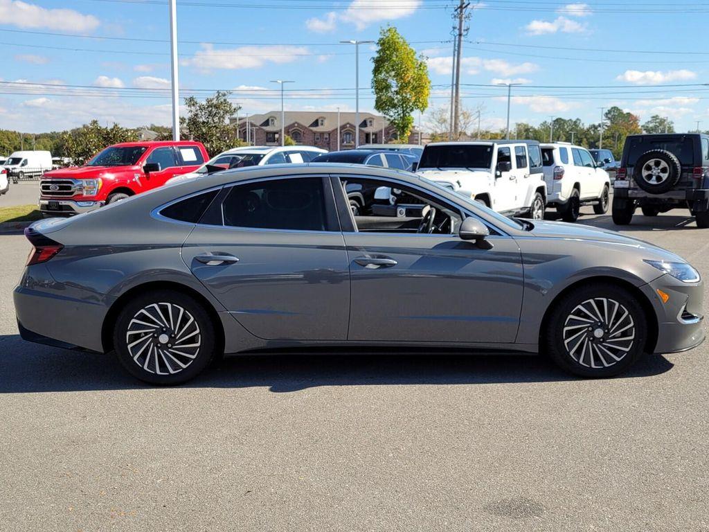 used 2023 Hyundai Sonata Hybrid car, priced at $25,818