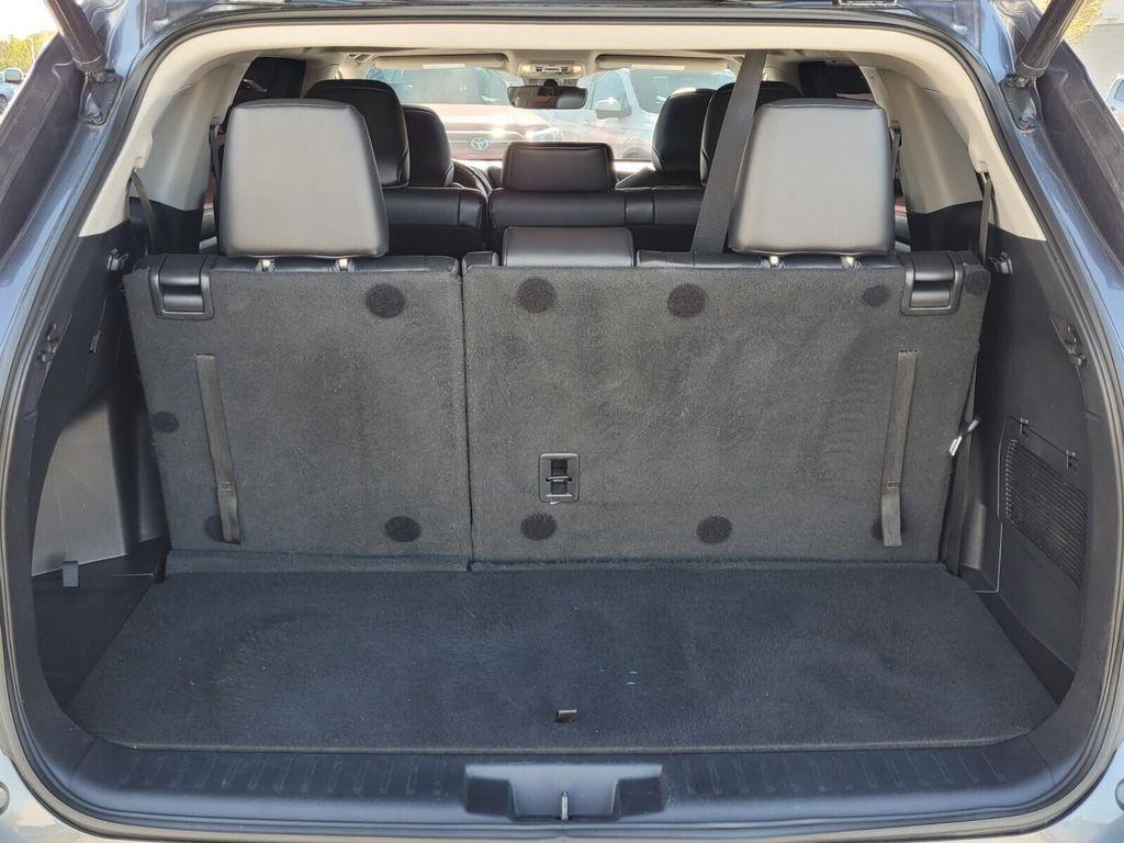 used 2021 Toyota Highlander car, priced at $33,389