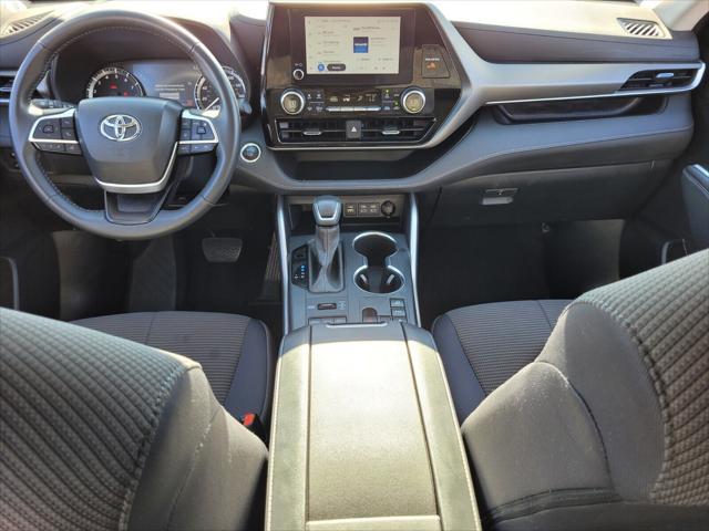 used 2024 Toyota Highlander car, priced at $38,642