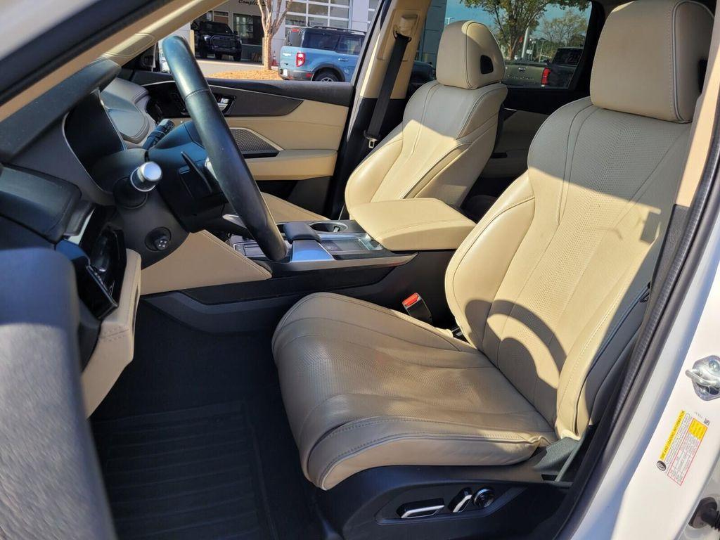 used 2023 Acura MDX car, priced at $35,555