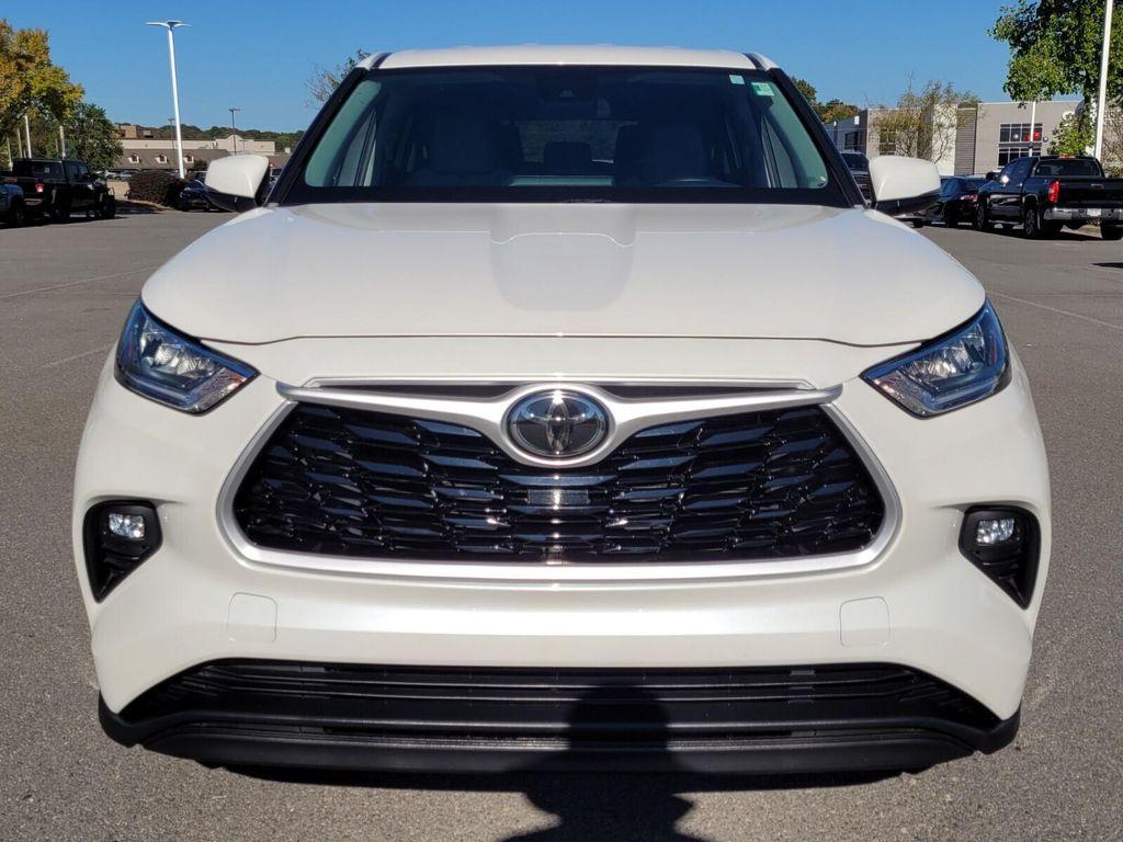 used 2020 Toyota Highlander car, priced at $27,573