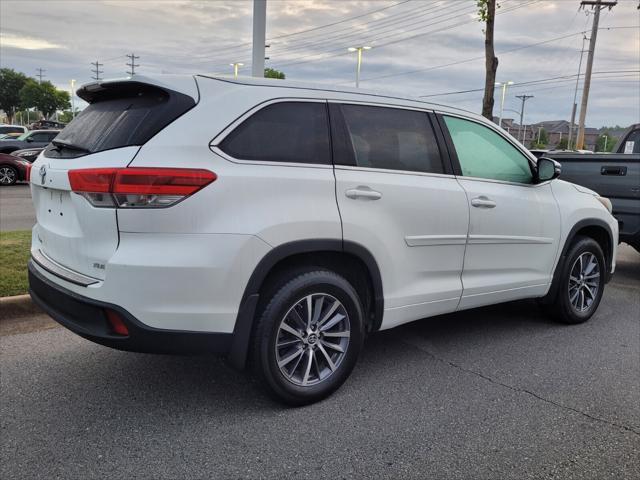used 2018 Toyota Highlander car, priced at $22,116