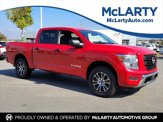 used 2023 Nissan Titan car, priced at $31,378