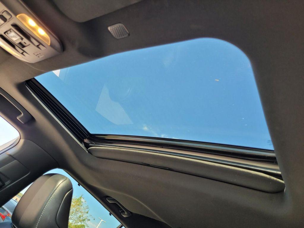 used 2021 Toyota Highlander car, priced at $32,000