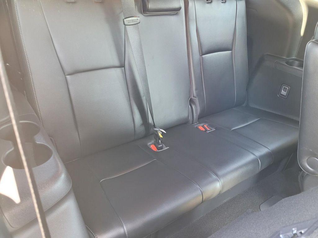 used 2021 Toyota Highlander car, priced at $32,000