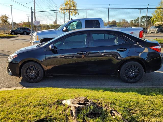 used 2016 Toyota Corolla car