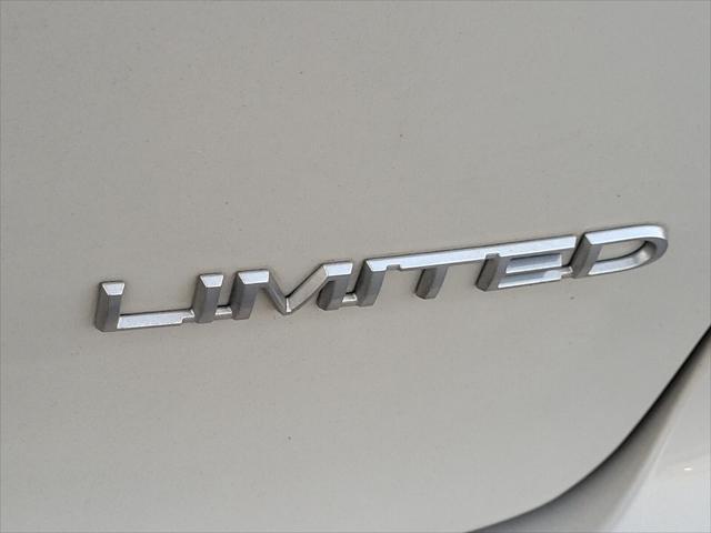 used 2017 Chrysler Pacifica car