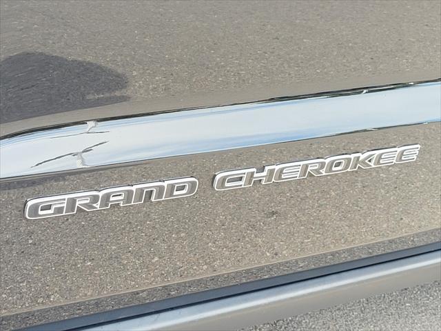 used 2021 Jeep Grand Cherokee car, priced at $24,989