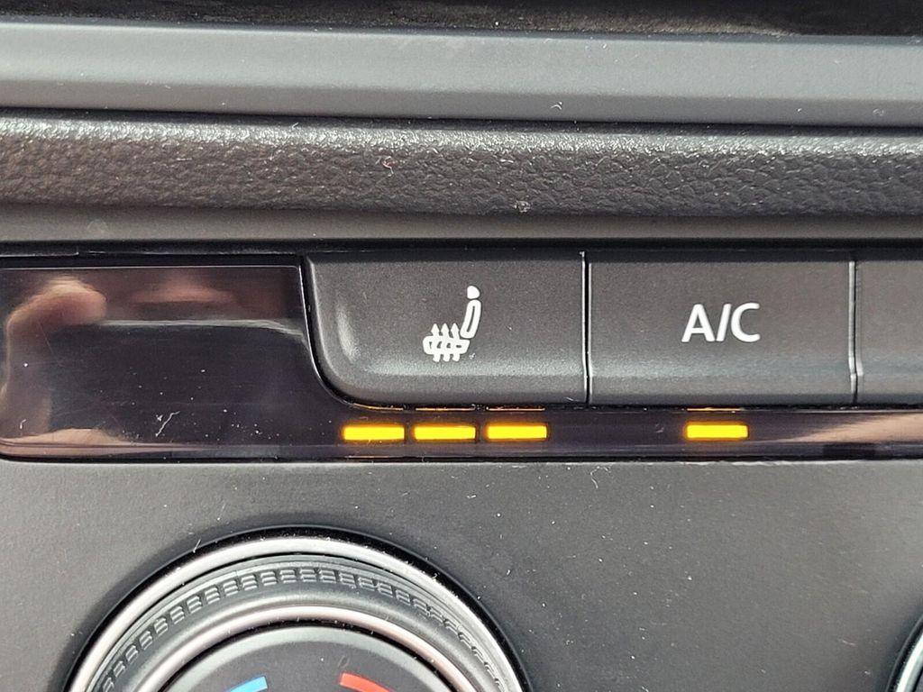 used 2024 Volkswagen Jetta car, priced at $19,489