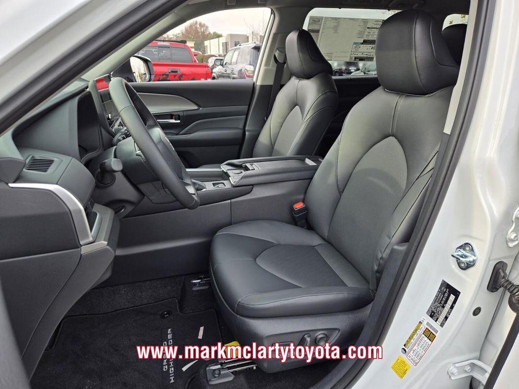 new 2026 Toyota Grand Highlander car, priced at $50,422