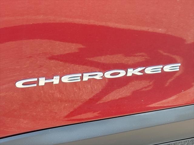 used 2020 Jeep Cherokee car, priced at $15,073