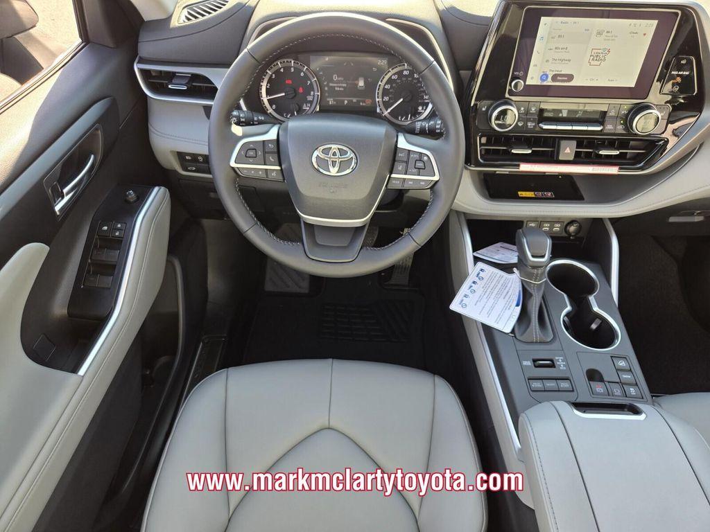 new 2026 Toyota Highlander car, priced at $48,645