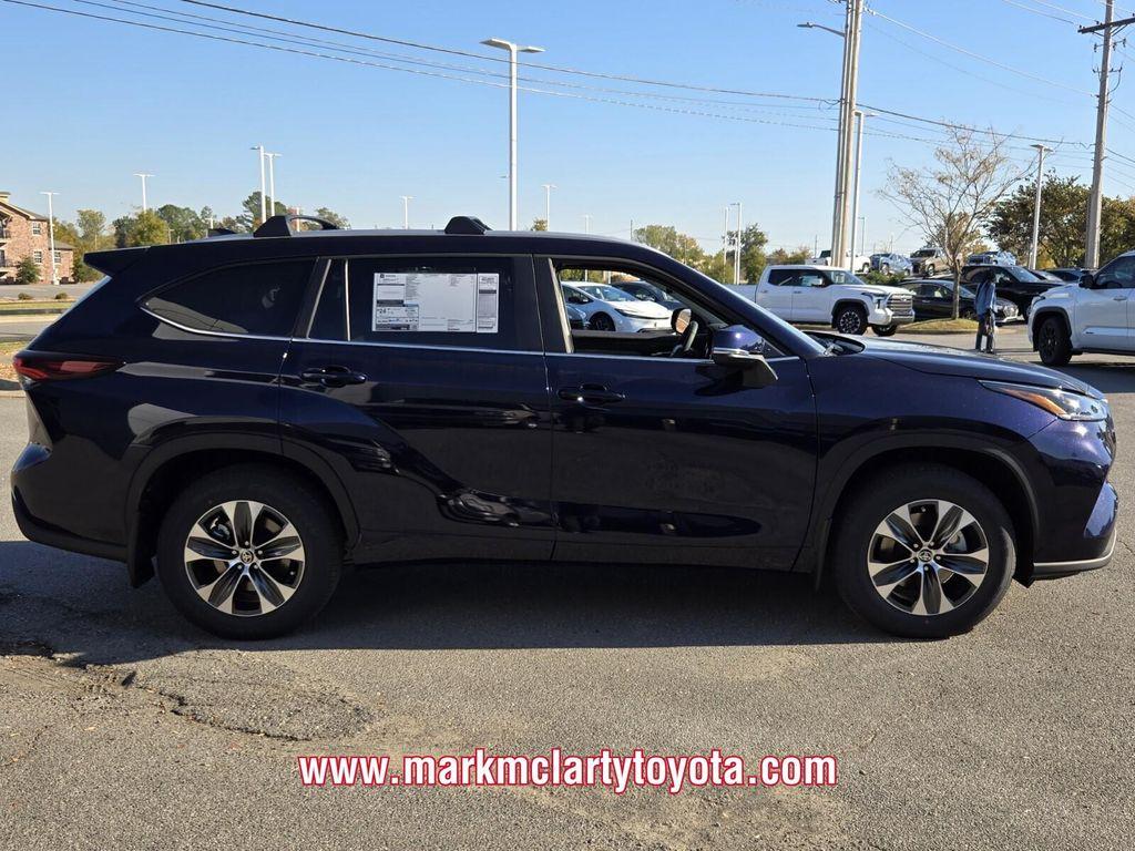 new 2026 Toyota Highlander car, priced at $48,645