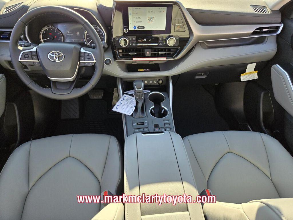 new 2026 Toyota Highlander car, priced at $48,645