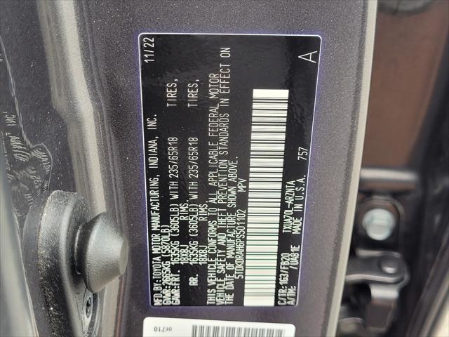 used 2023 Toyota Highlander car, priced at $31,989
