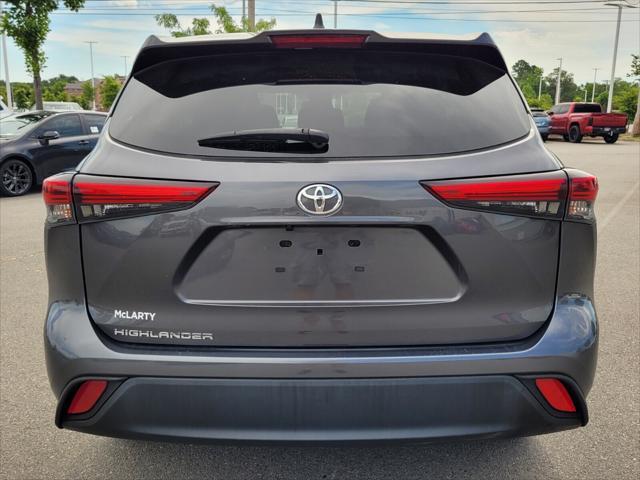 used 2023 Toyota Highlander car, priced at $31,989