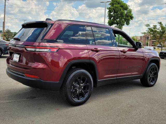 used 2025 Jeep Grand Cherokee car, priced at $37,989