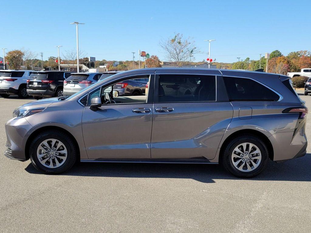 used 2024 Toyota Sienna car, priced at $35,589