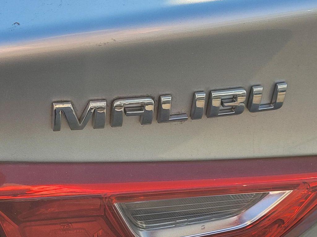 used 2018 Chevrolet Malibu car, priced at $11,889