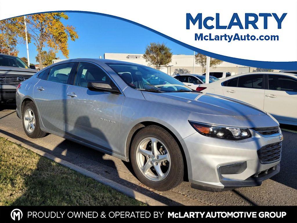 used 2018 Chevrolet Malibu car, priced at $11,889