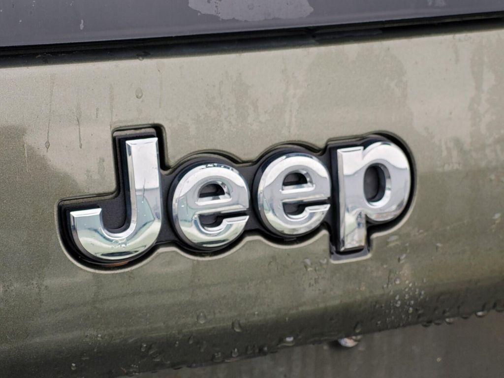 used 2019 Jeep Cherokee car, priced at $16,407