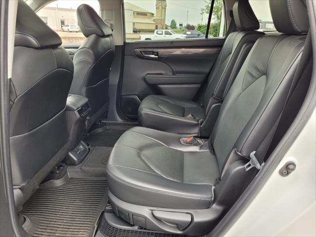 used 2022 Toyota Highlander Hybrid car, priced at $46,990