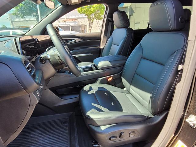 used 2024 Chevrolet Traverse car, priced at $43,820