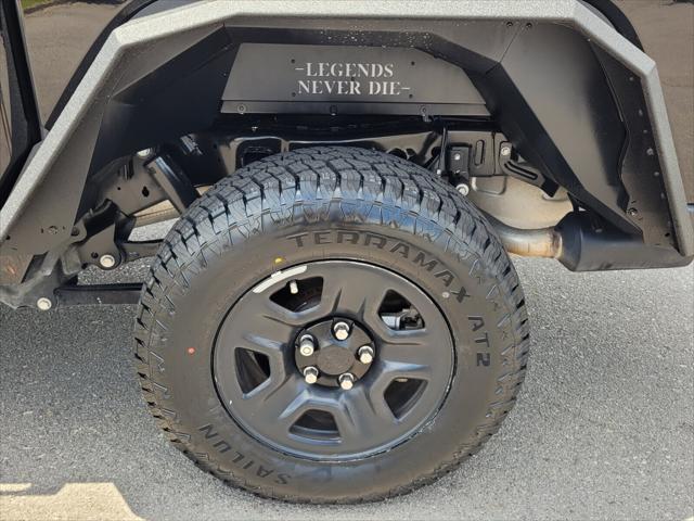 used 2021 Jeep Gladiator car, priced at $31,189