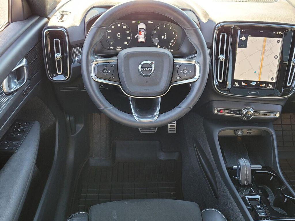 used 2022 Volvo XC40 car, priced at $22,036