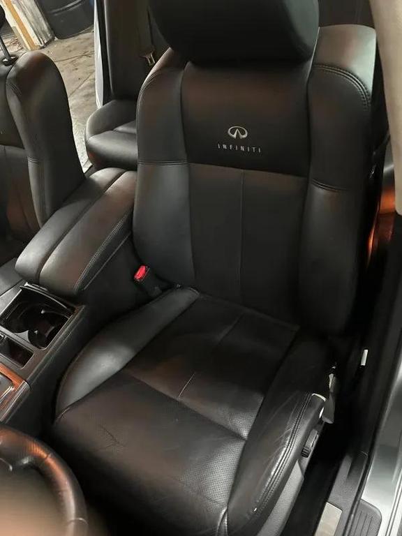 used 2006 INFINITI M35 car, priced at $6,550