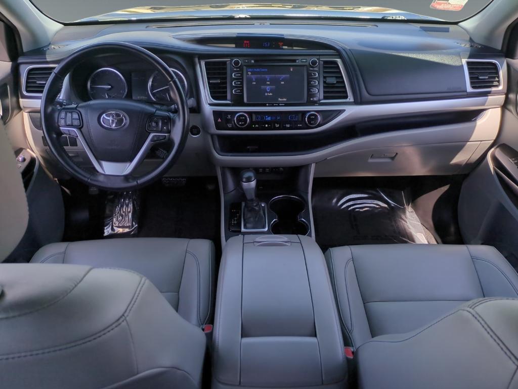 used 2019 Toyota Highlander car, priced at $25,966