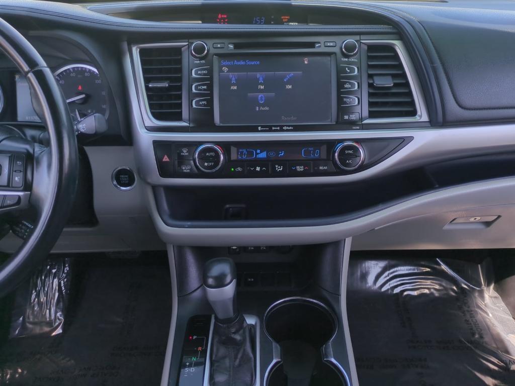 used 2019 Toyota Highlander car, priced at $25,966