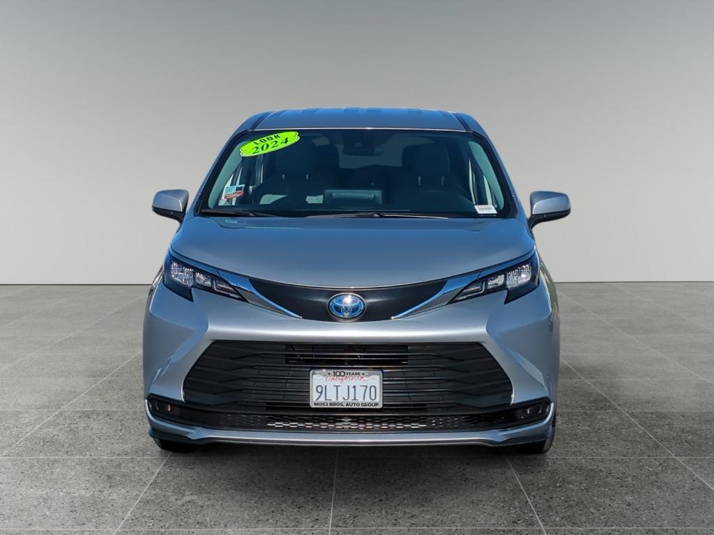 used 2024 Toyota Sienna car, priced at $38,484