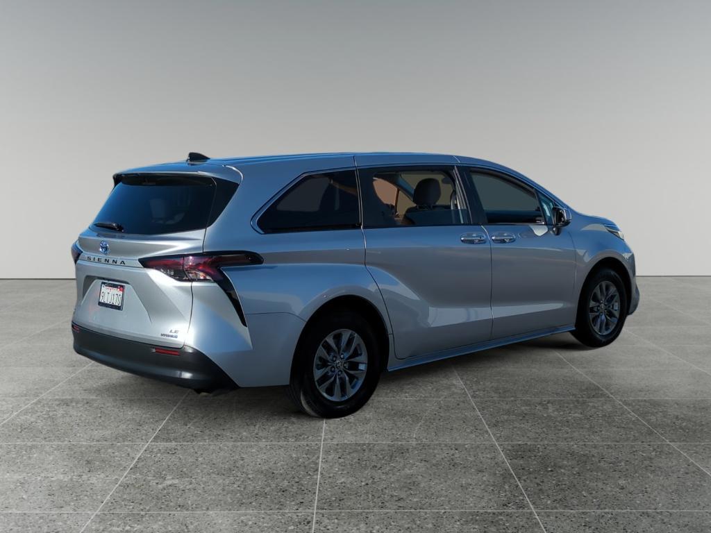used 2024 Toyota Sienna car, priced at $38,484