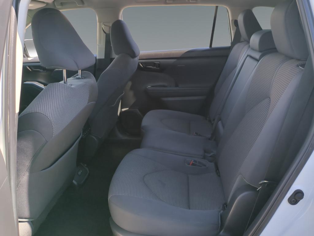 used 2022 Toyota Highlander car, priced at $31,503