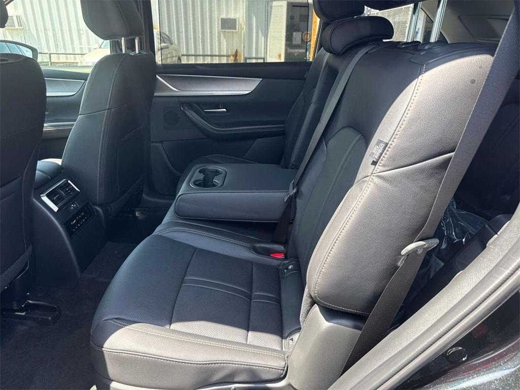 new 2025 Mazda CX-90 car, priced at $42,091