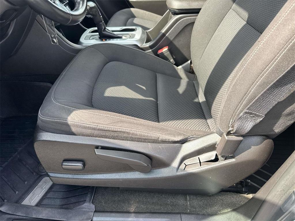 used 2015 Chevrolet Colorado car, priced at $18,490